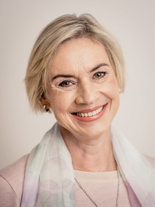 Portrait lic. phil. Barbara Ill-Schenkel
